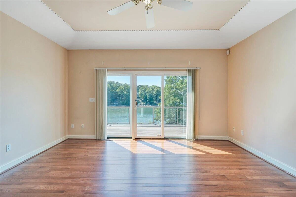 274 Village LN - Photo 49