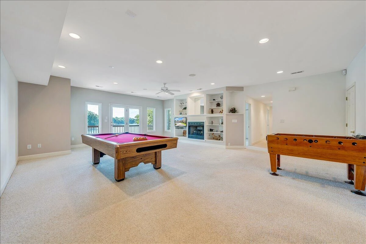 274 Village LN - Photo 70