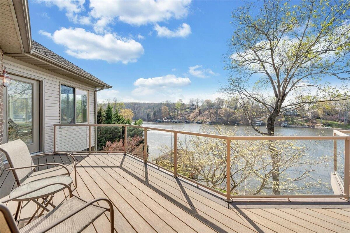274 Village LN - Photo 8