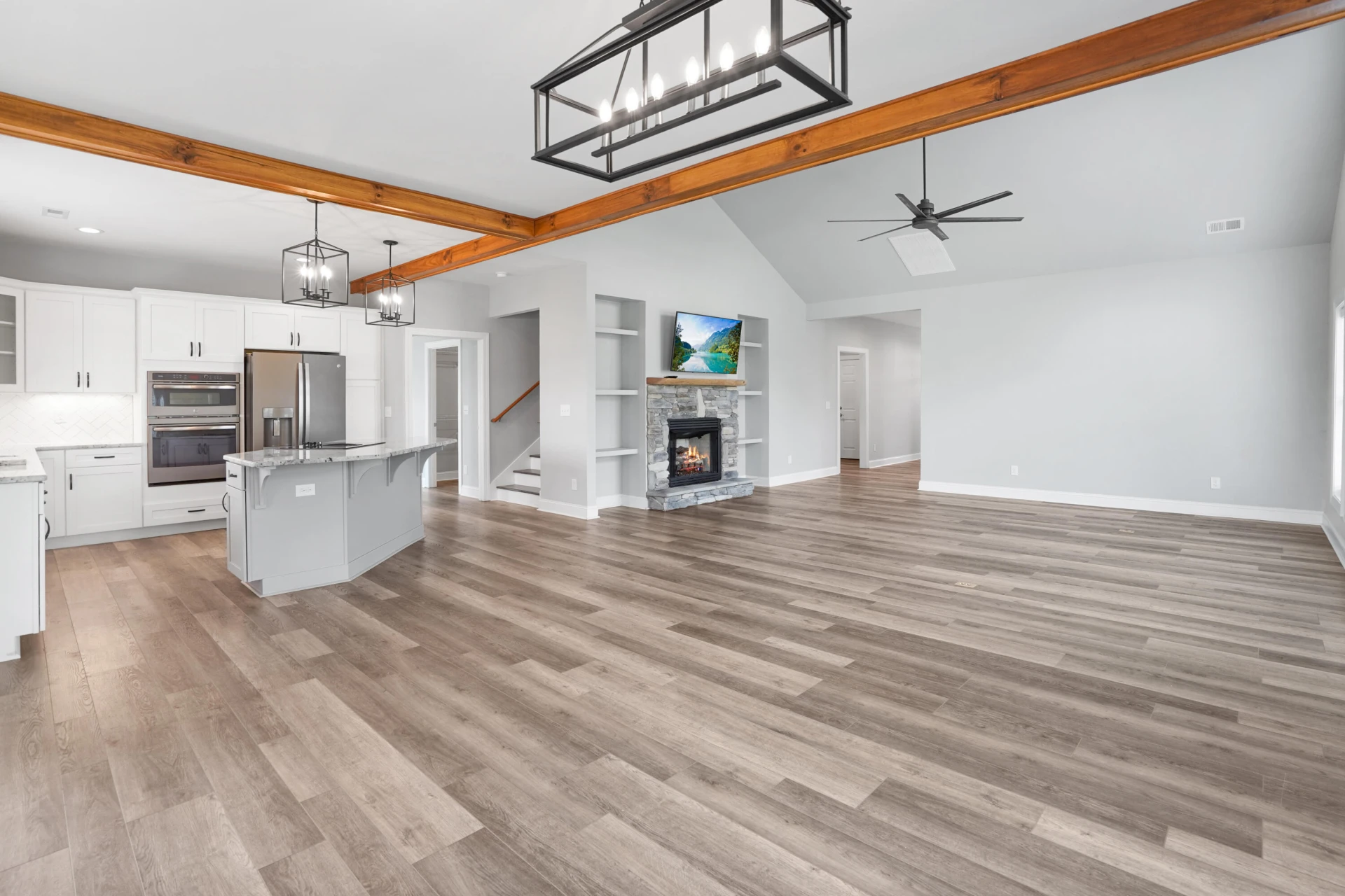 1058 Eagle Crest LN - Photo 11