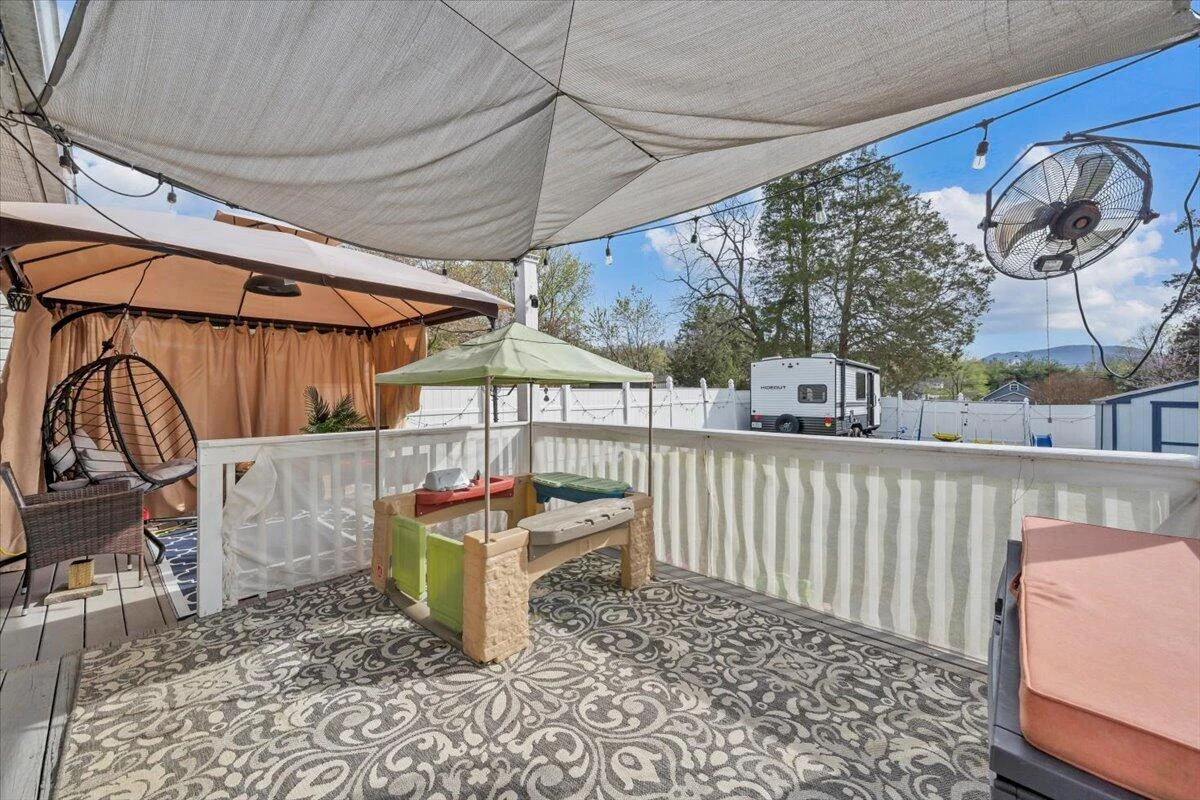 1697 Gordon AVE SE - Photo 25