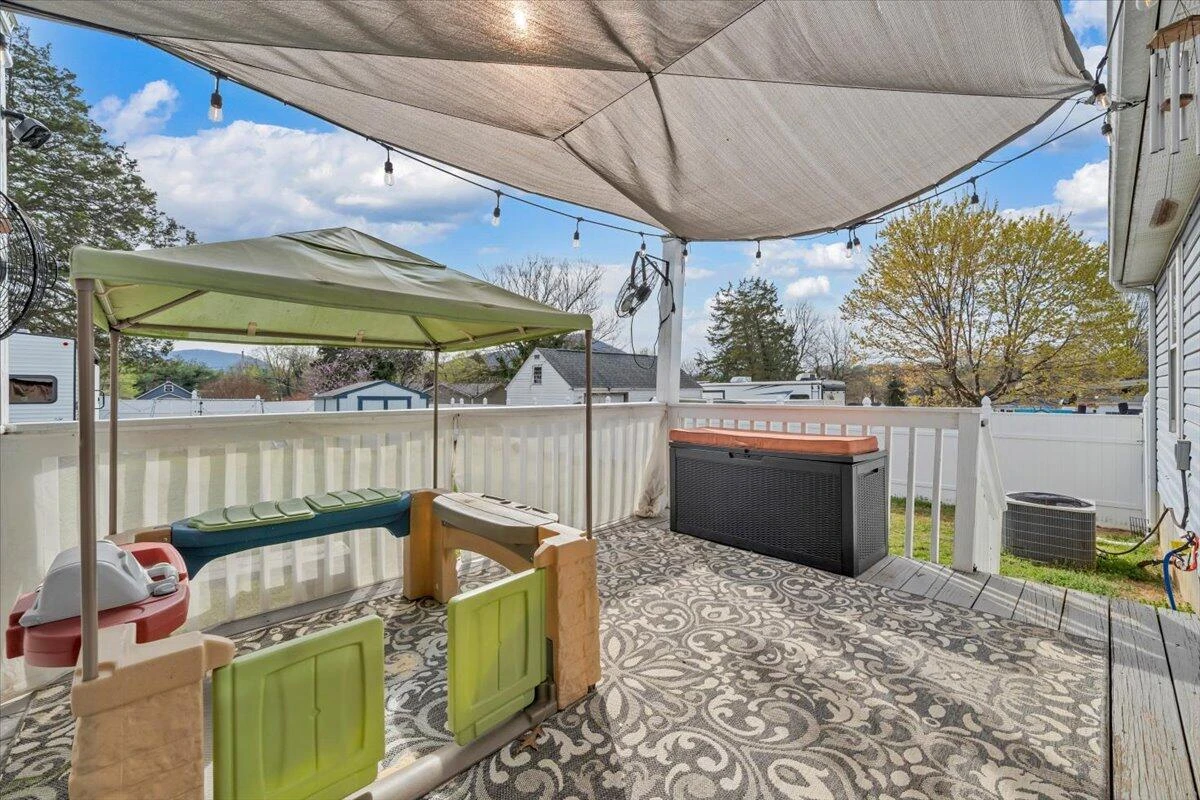 1697 Gordon AVE SE - Photo 28