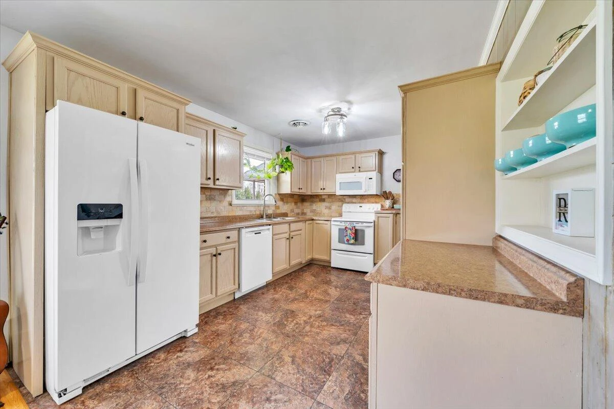 1311 Penley BLVD - Photo 18