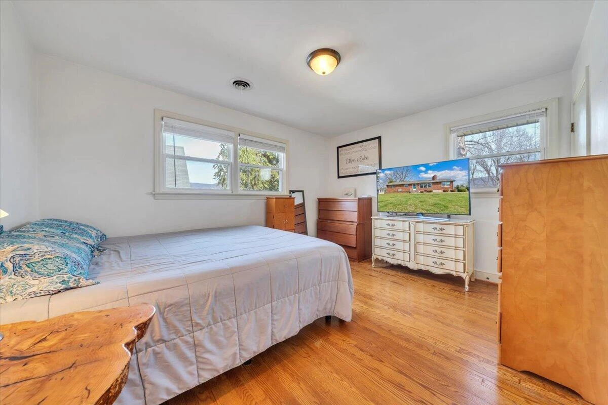 1311 Penley BLVD - Photo 34