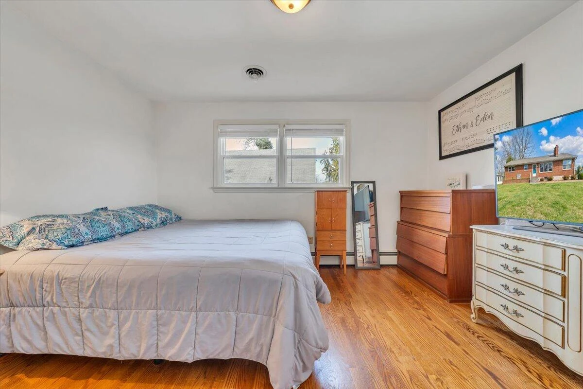 1311 Penley BLVD - Photo 35