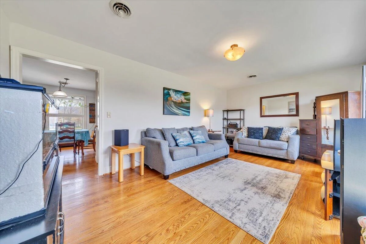 1311 Penley BLVD - Photo 9
