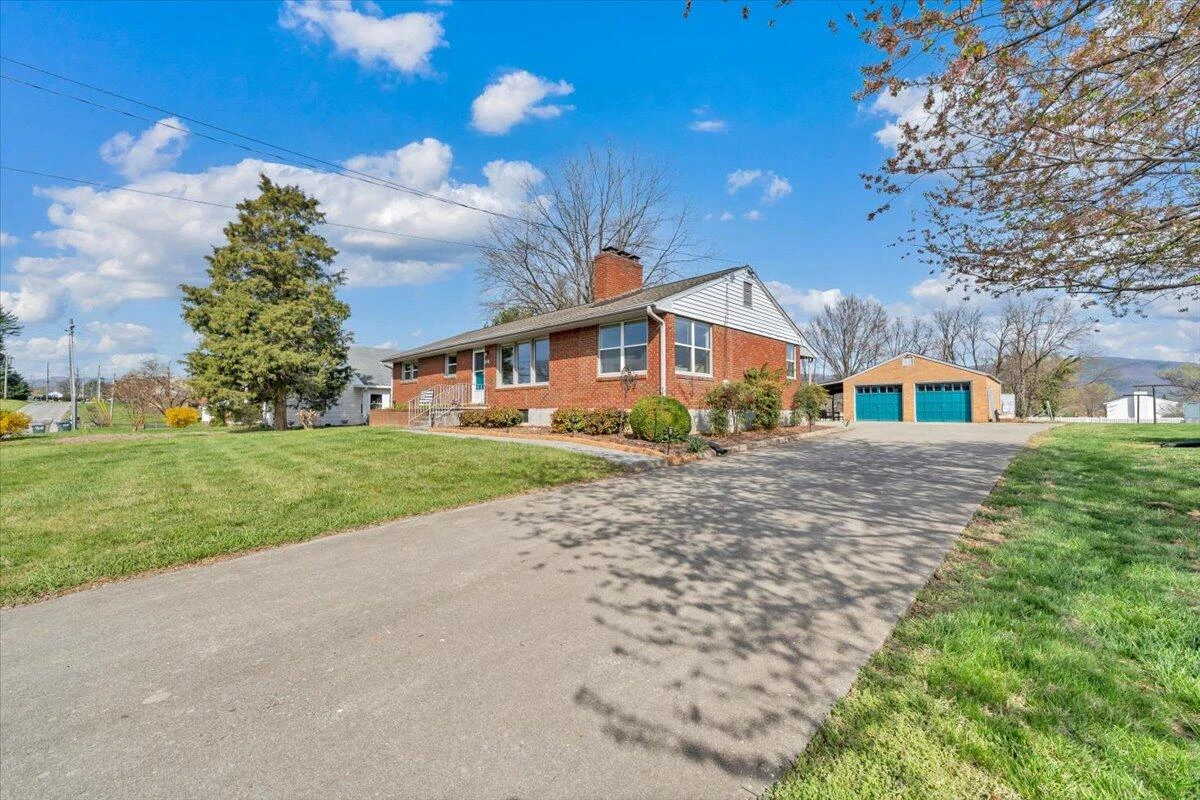 1311 Penley BLVD - Photo 67