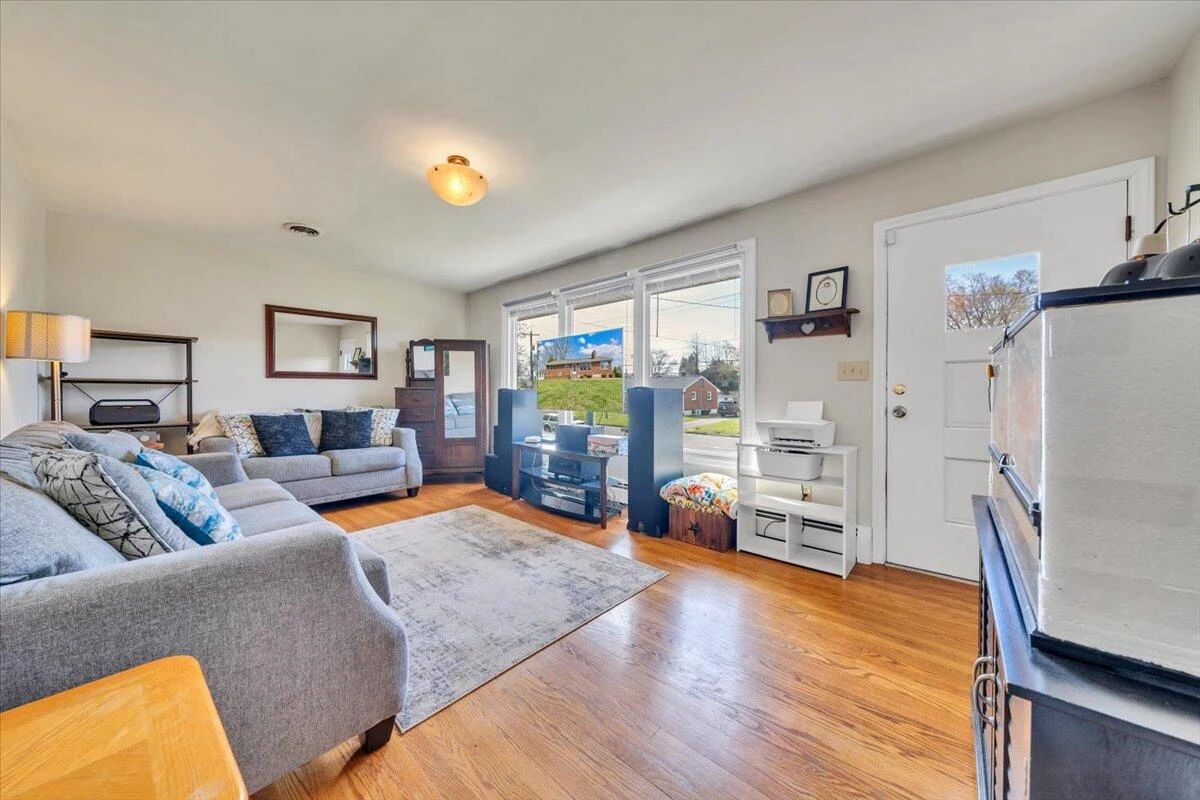 1311 Penley BLVD - Photo 11