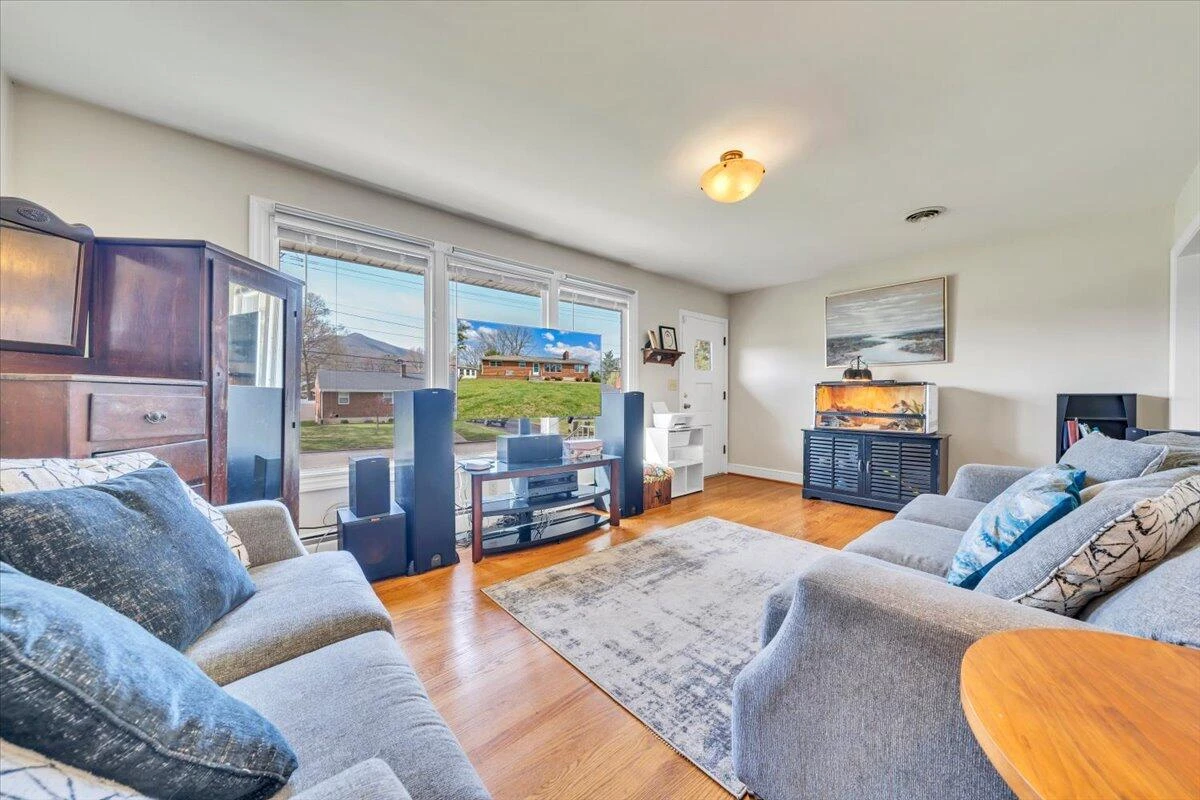 1311 Penley BLVD - Photo 12