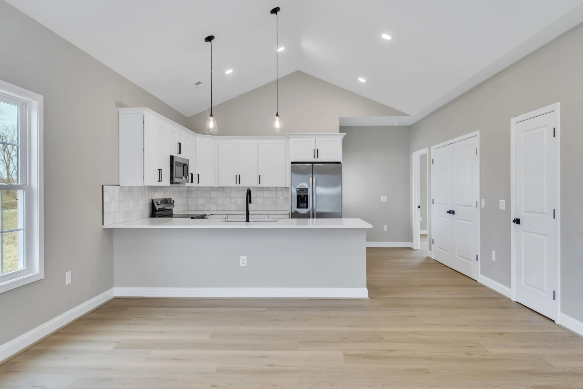 35 Rosamae DR - Photo 10
