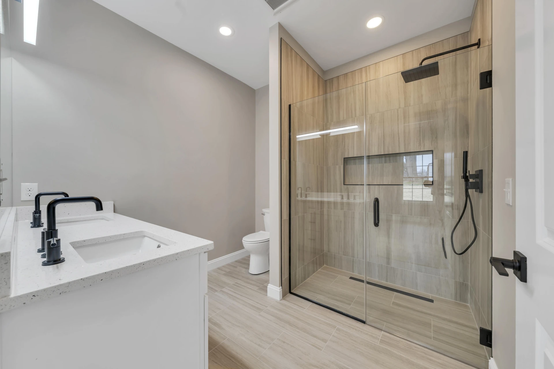 35 Rosamae DR - Photo 21