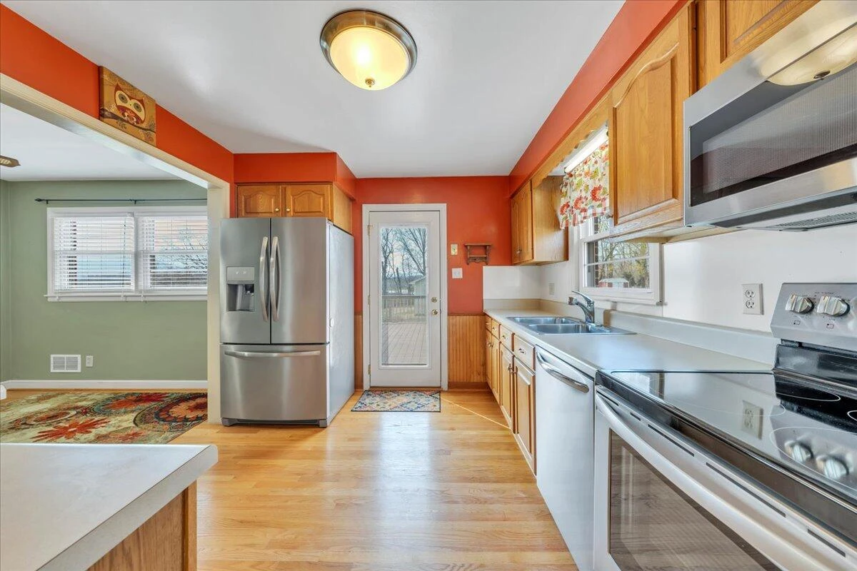 19 Hillmount DR - Photo 14
