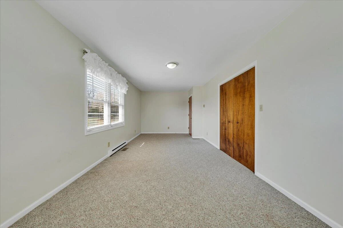19 Hillmount DR - Photo 22