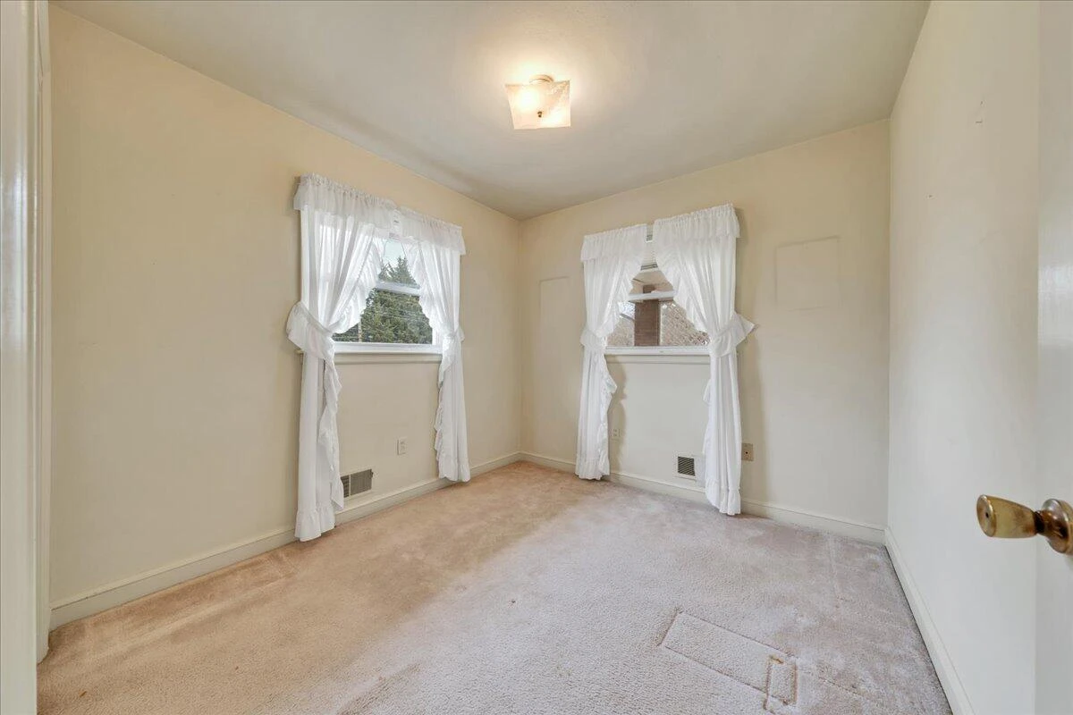 449 Cameron DR - Photo 21