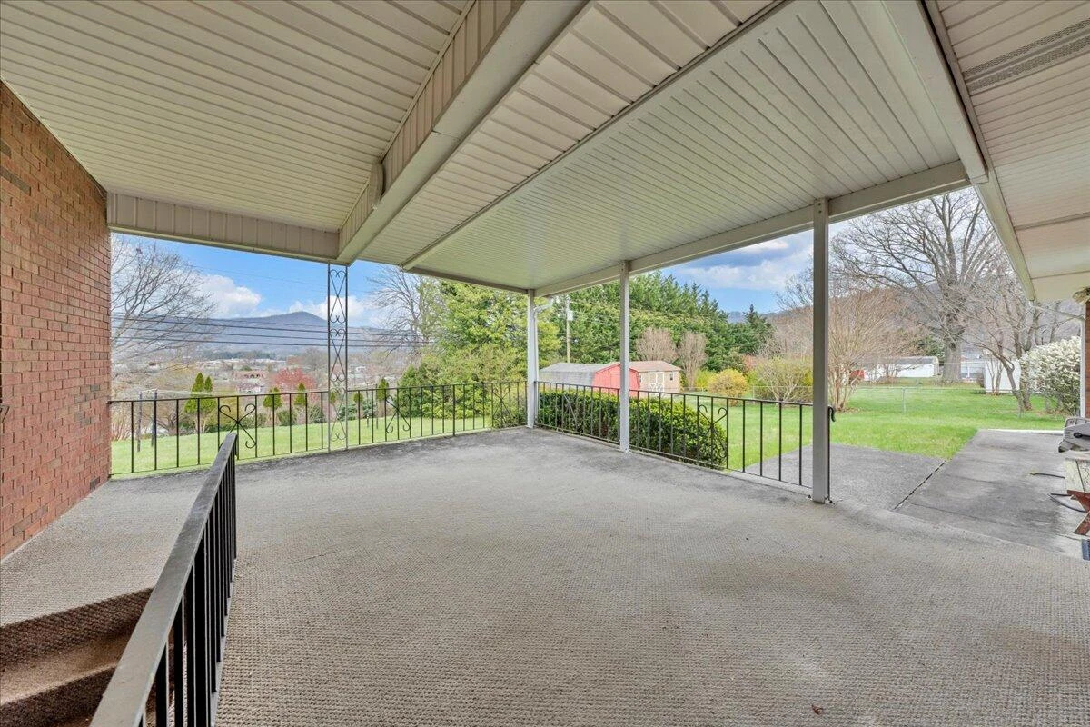 449 Cameron DR - Photo 33