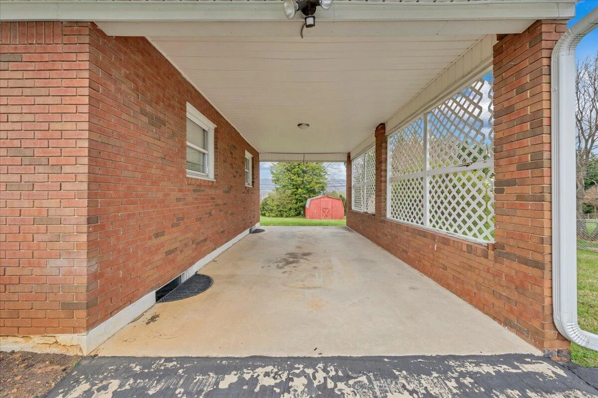449 Cameron DR - Photo 38