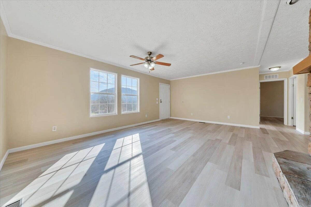 215 Cedar Bottom RD - Photo 7