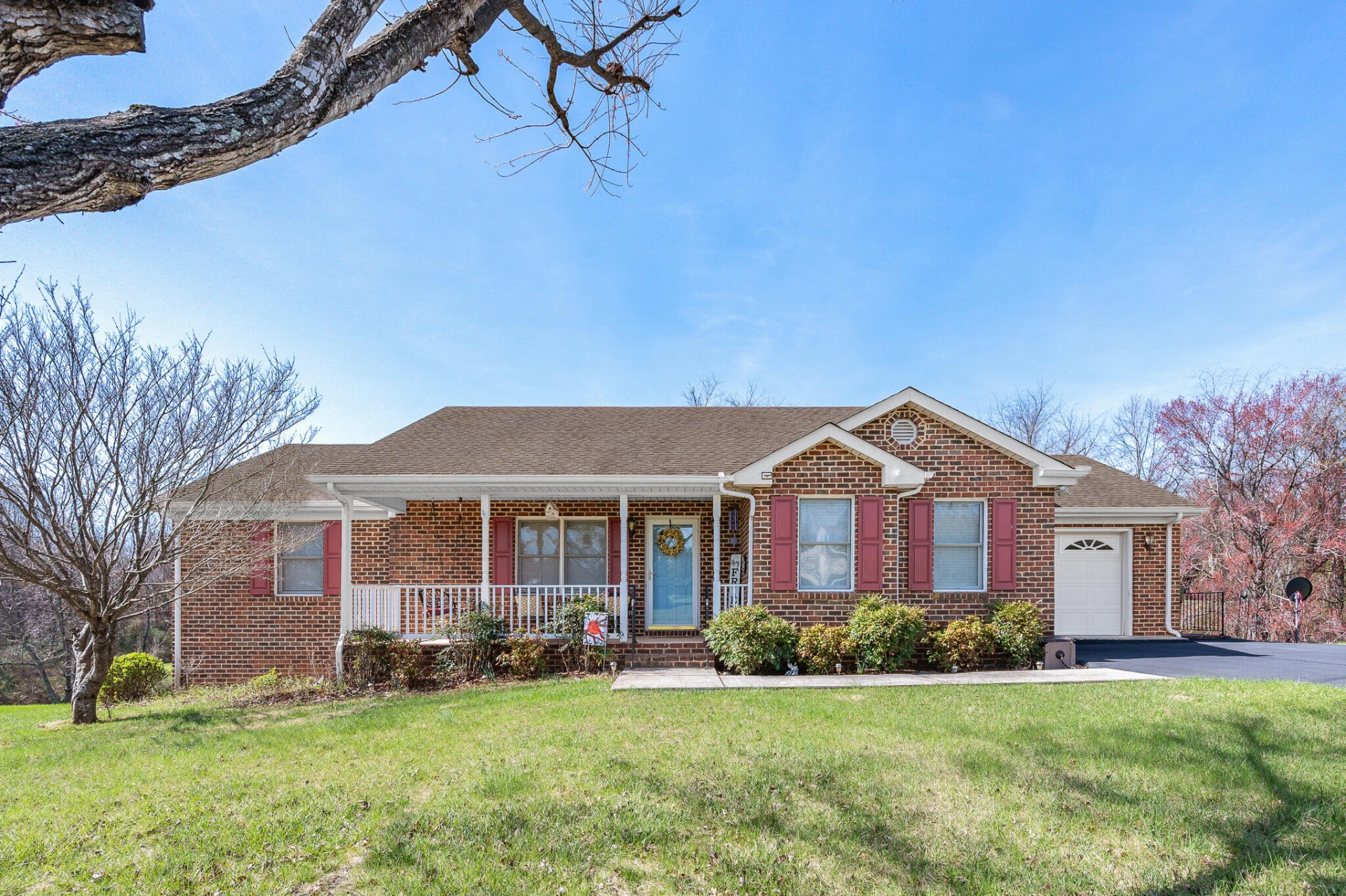 1855 Vista CIR