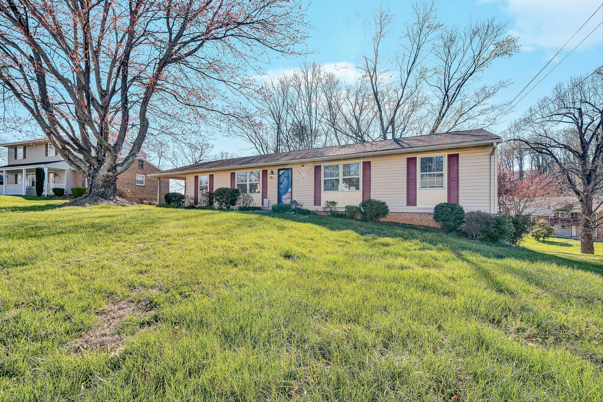 5918 Green Ridge RD NW - Photo 5
