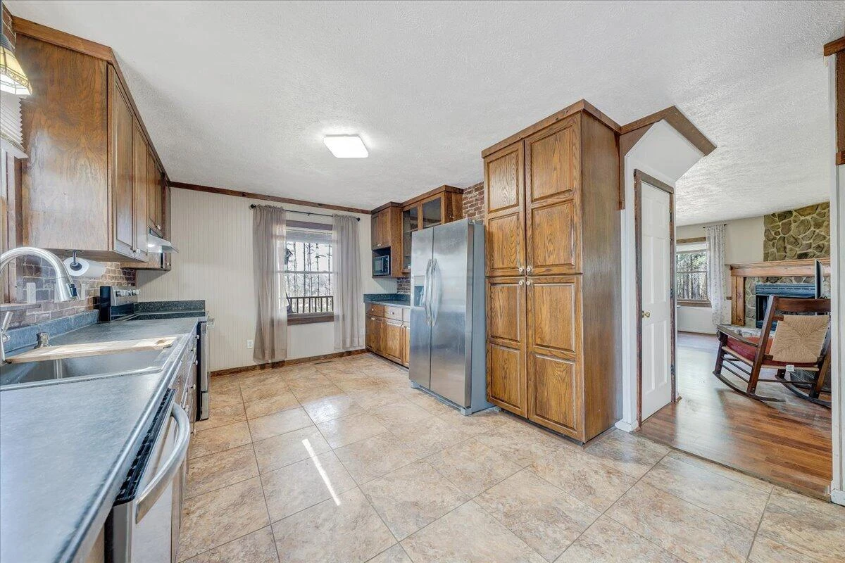 50 Mapleridge DR - Photo 10