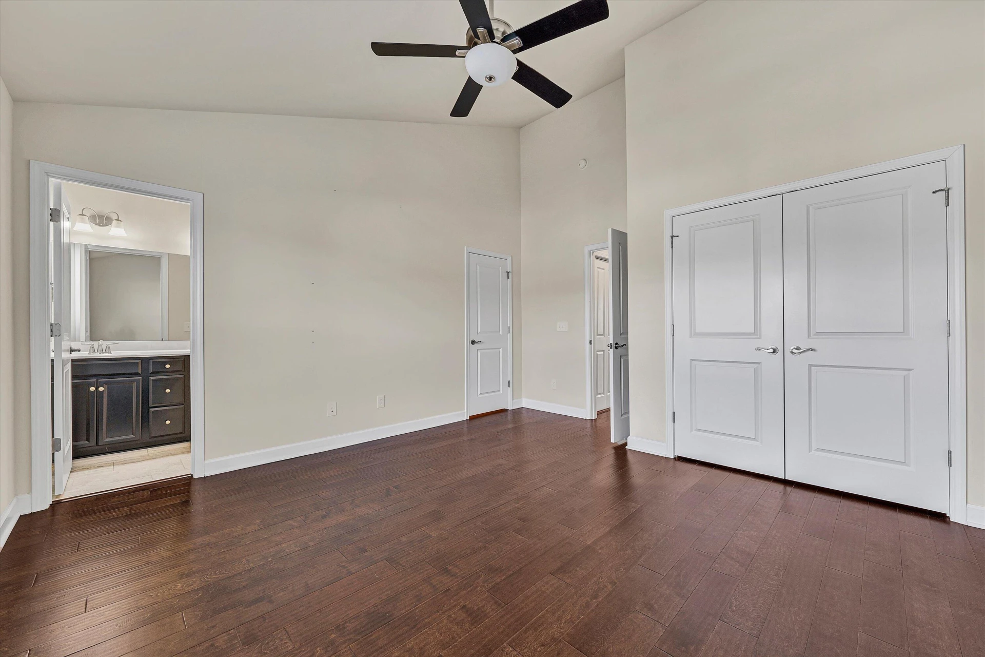 47 Broad ST - Photo 25