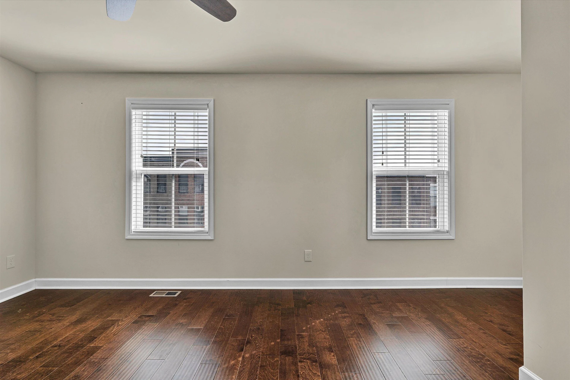 47 Broad ST - Photo 30
