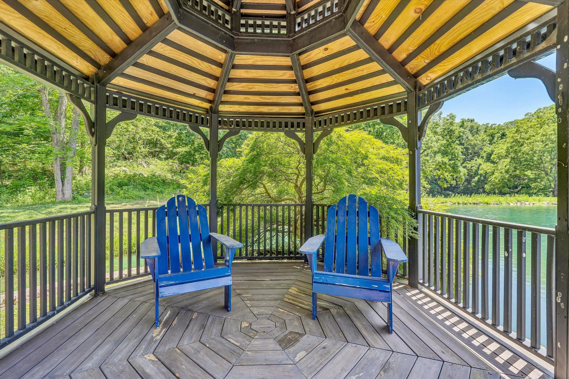 1066 Greyledge RD - Photo 84