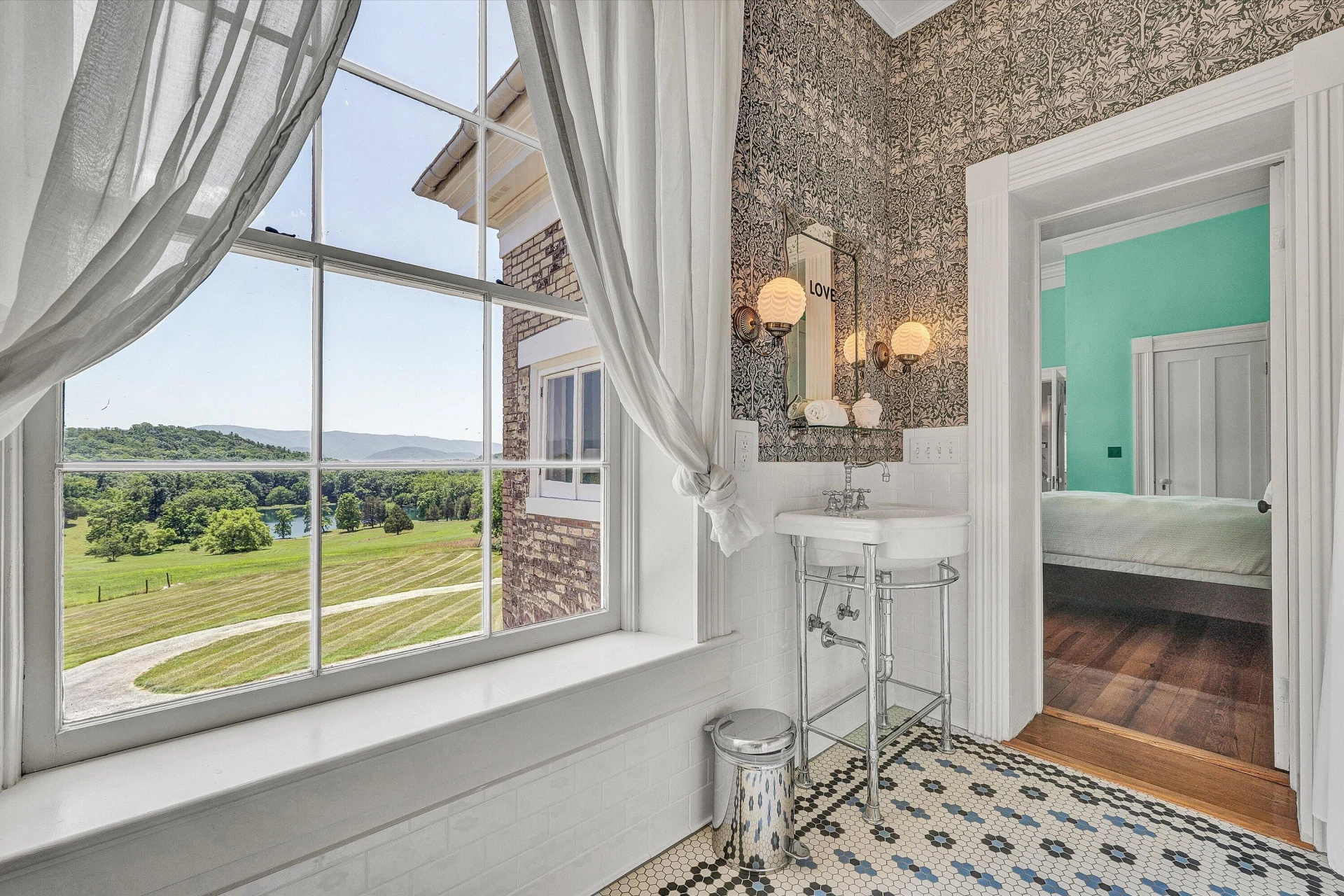 1066 Greyledge RD - Photo 43