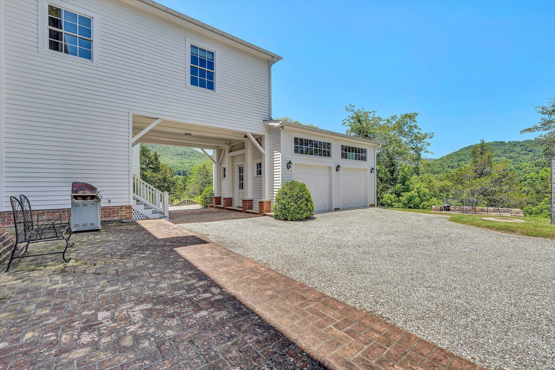 1066 Greyledge RD - Photo 66