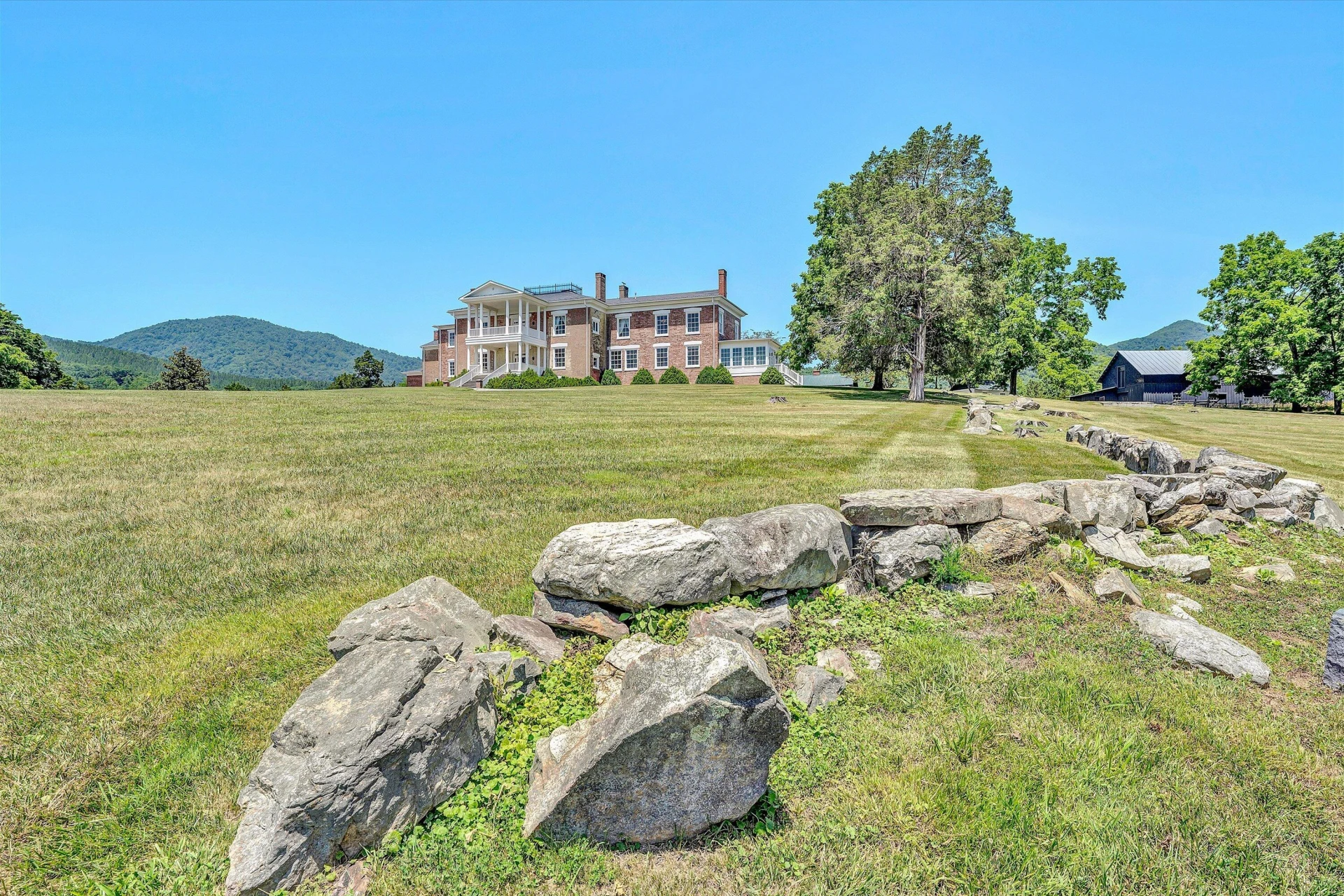 1066 Greyledge RD - Photo 68