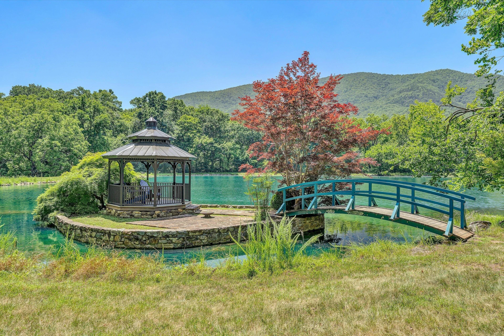 1066 Greyledge RD - Photo 82
