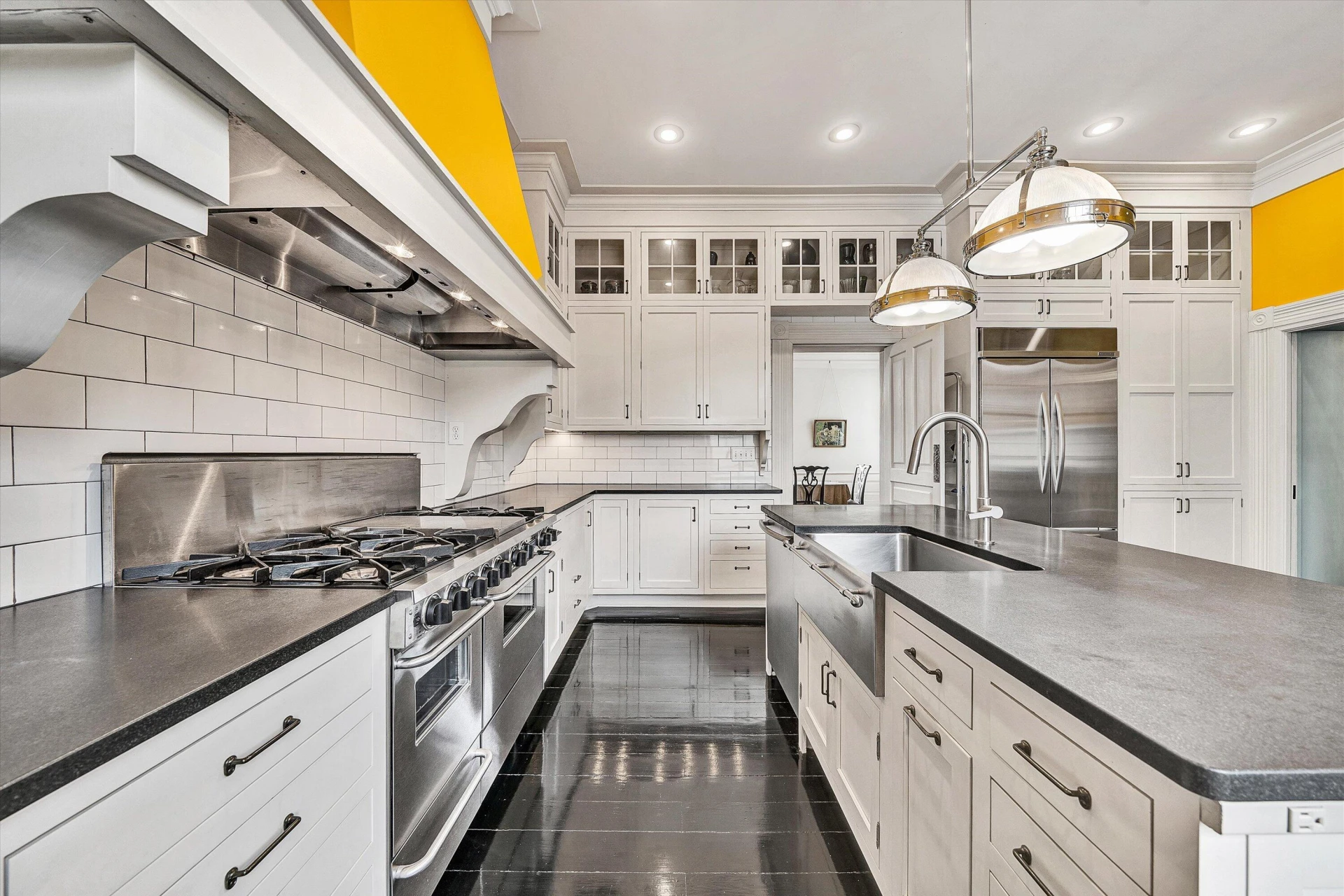1066 Greyledge RD - Photo 27