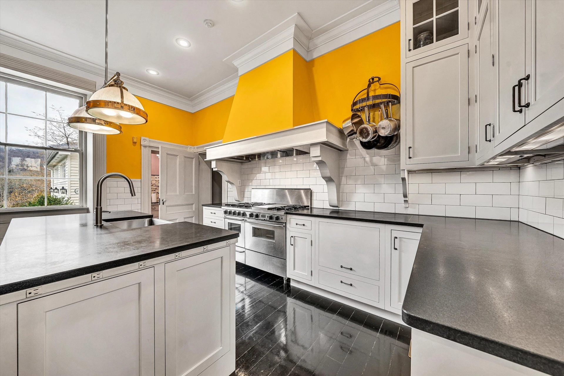 1066 Greyledge RD - Photo 29