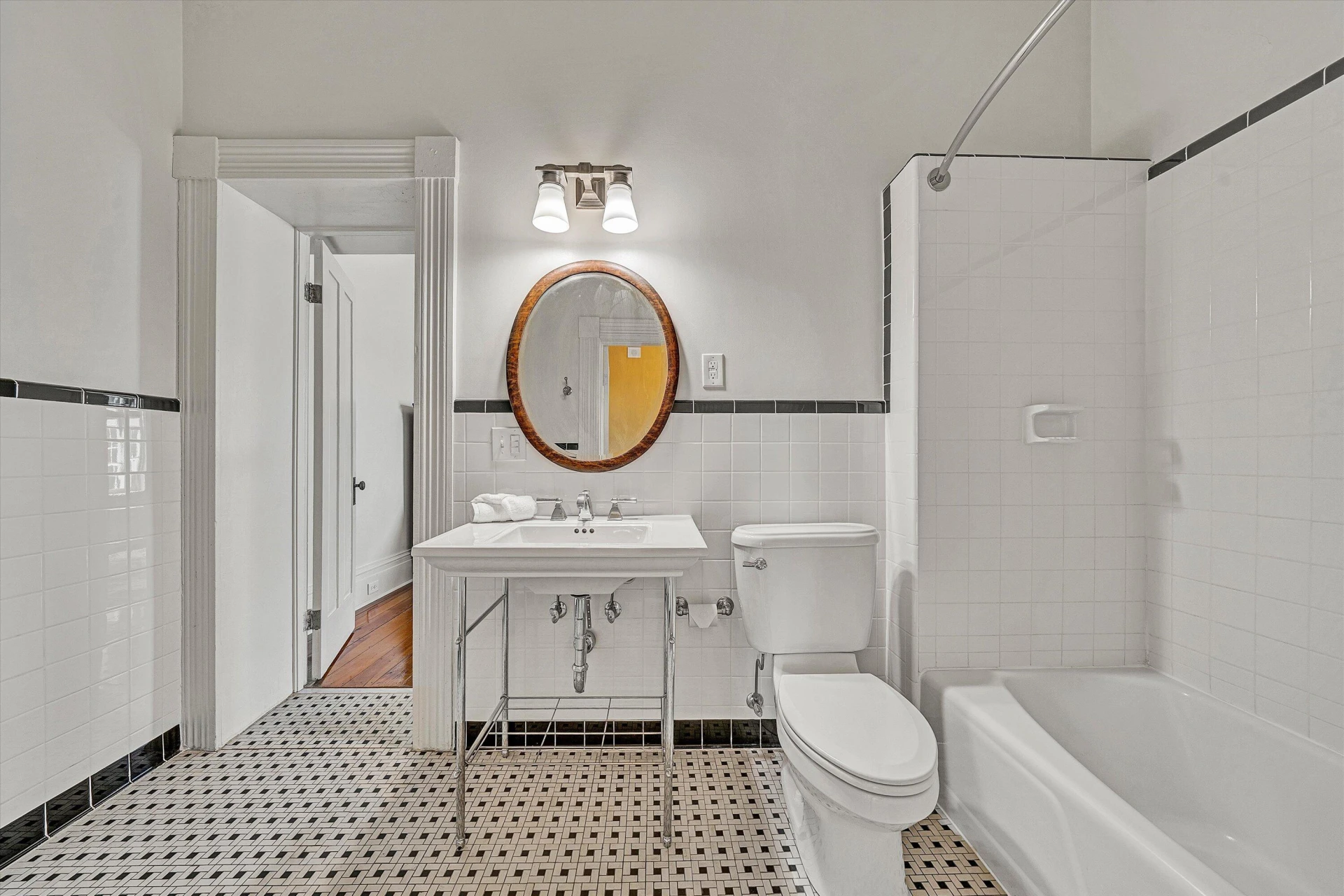 1066 Greyledge RD - Photo 69