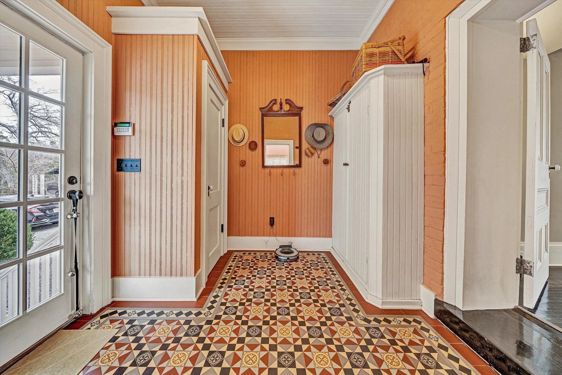 1066 Greyledge RD - Photo 73