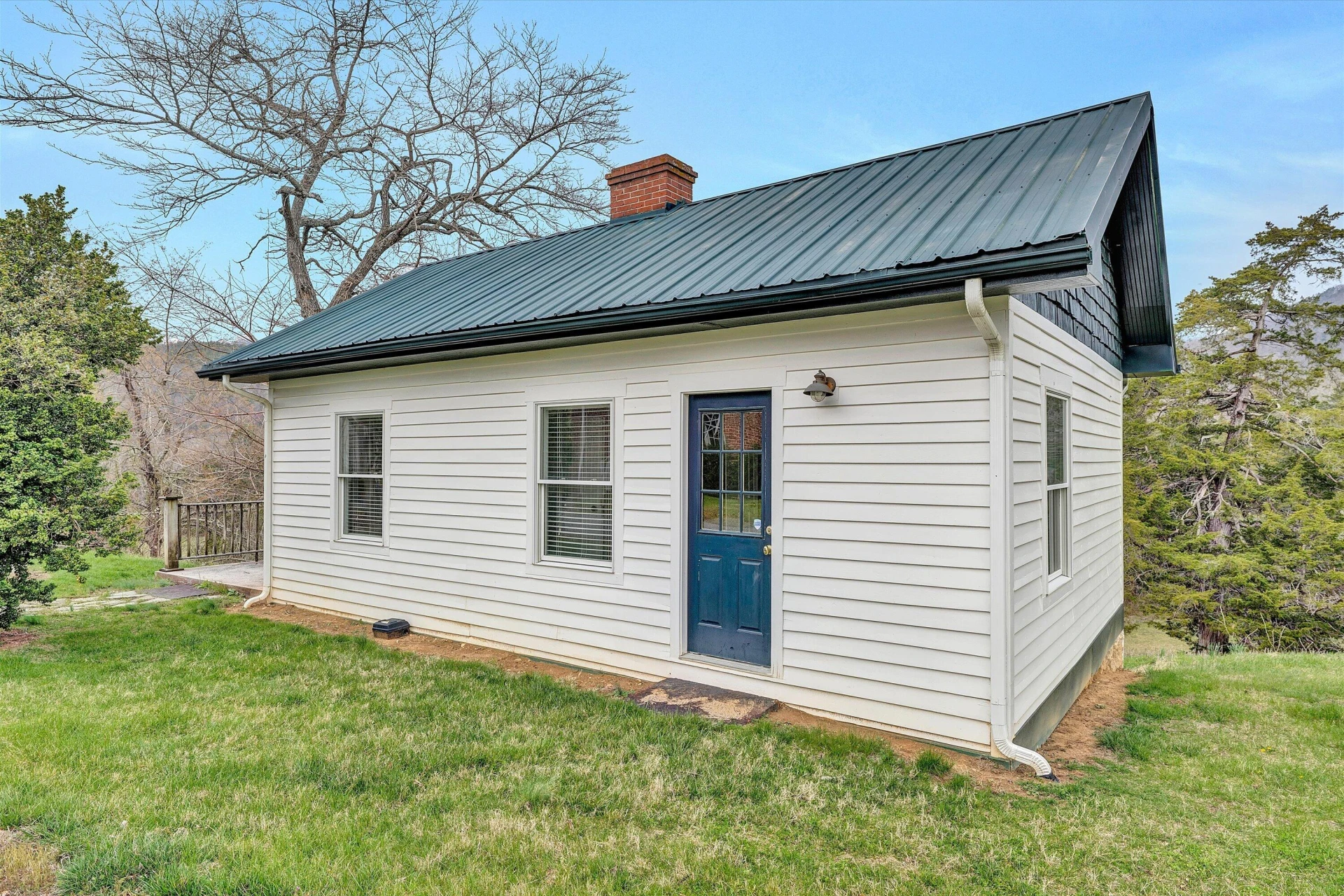 1066 Greyledge RD - Photo 79