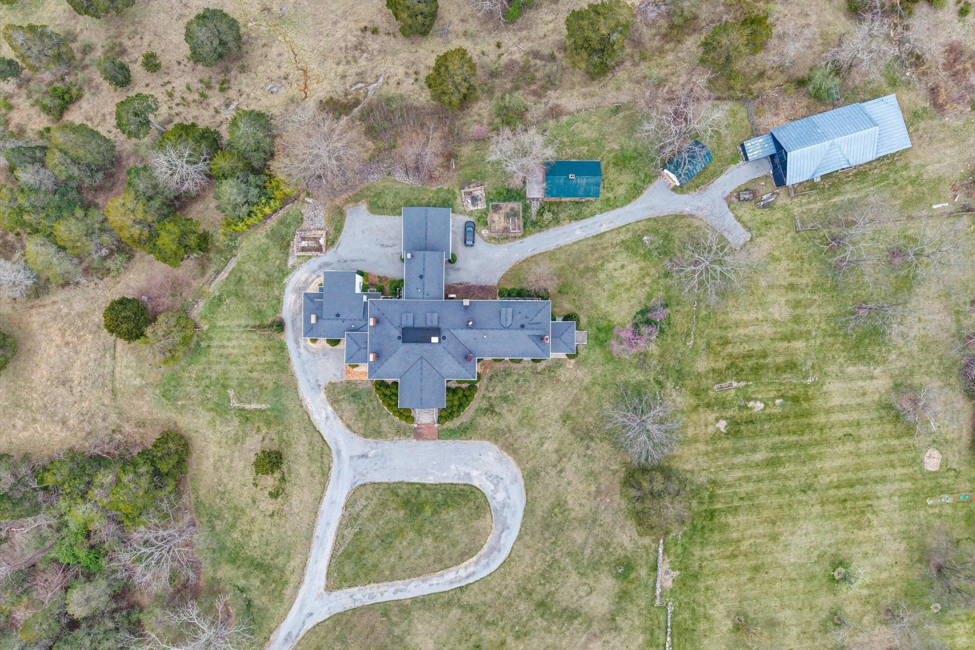 1066 Greyledge RD - Photo 99