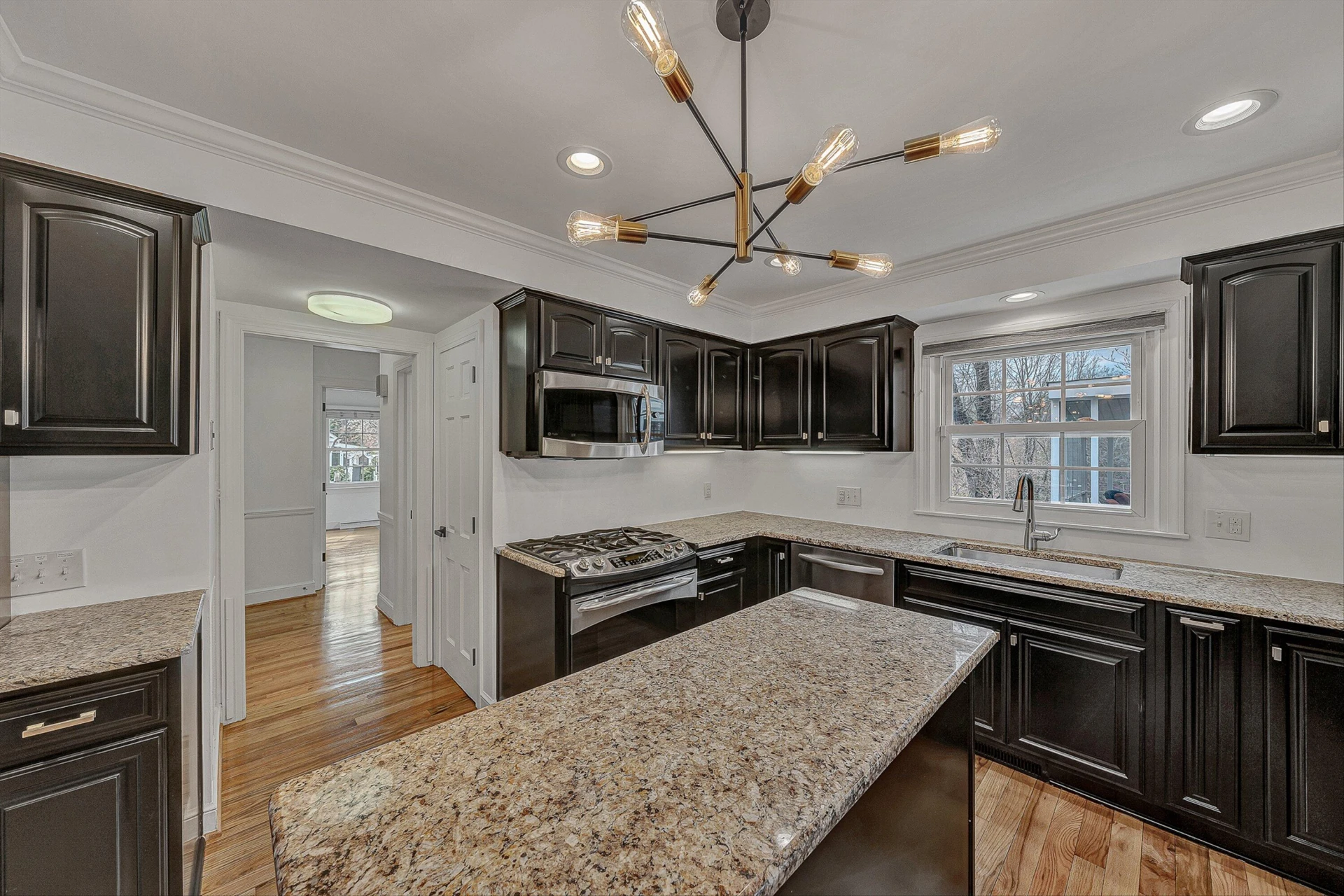 3725 Dogwood LN SW - Photo 12