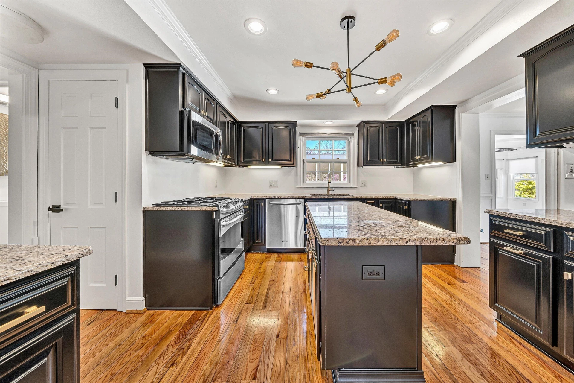 3725 Dogwood LN SW - Photo 15