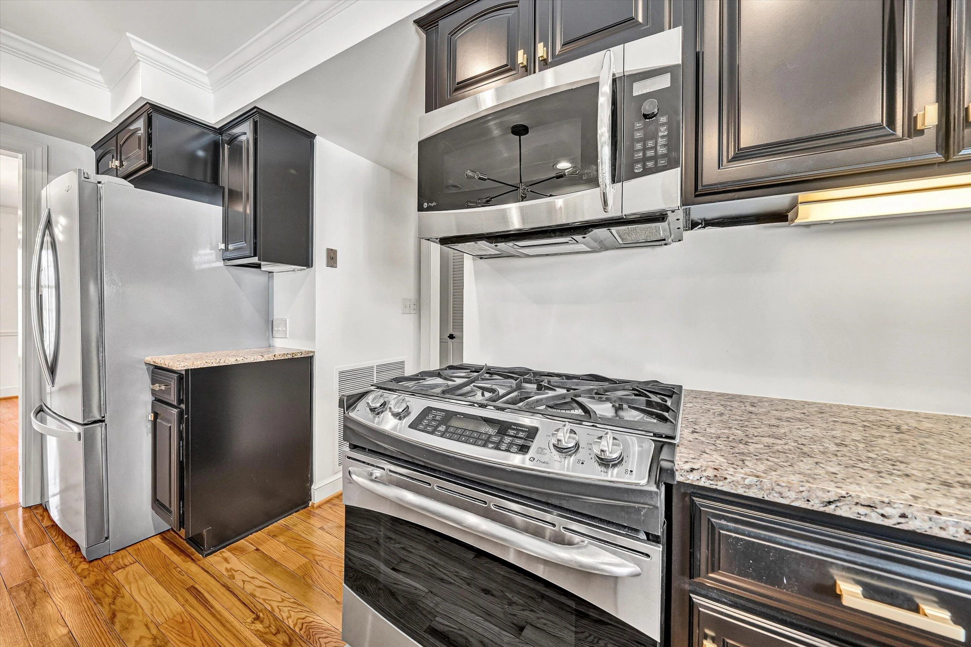 3725 Dogwood LN SW - Photo 18