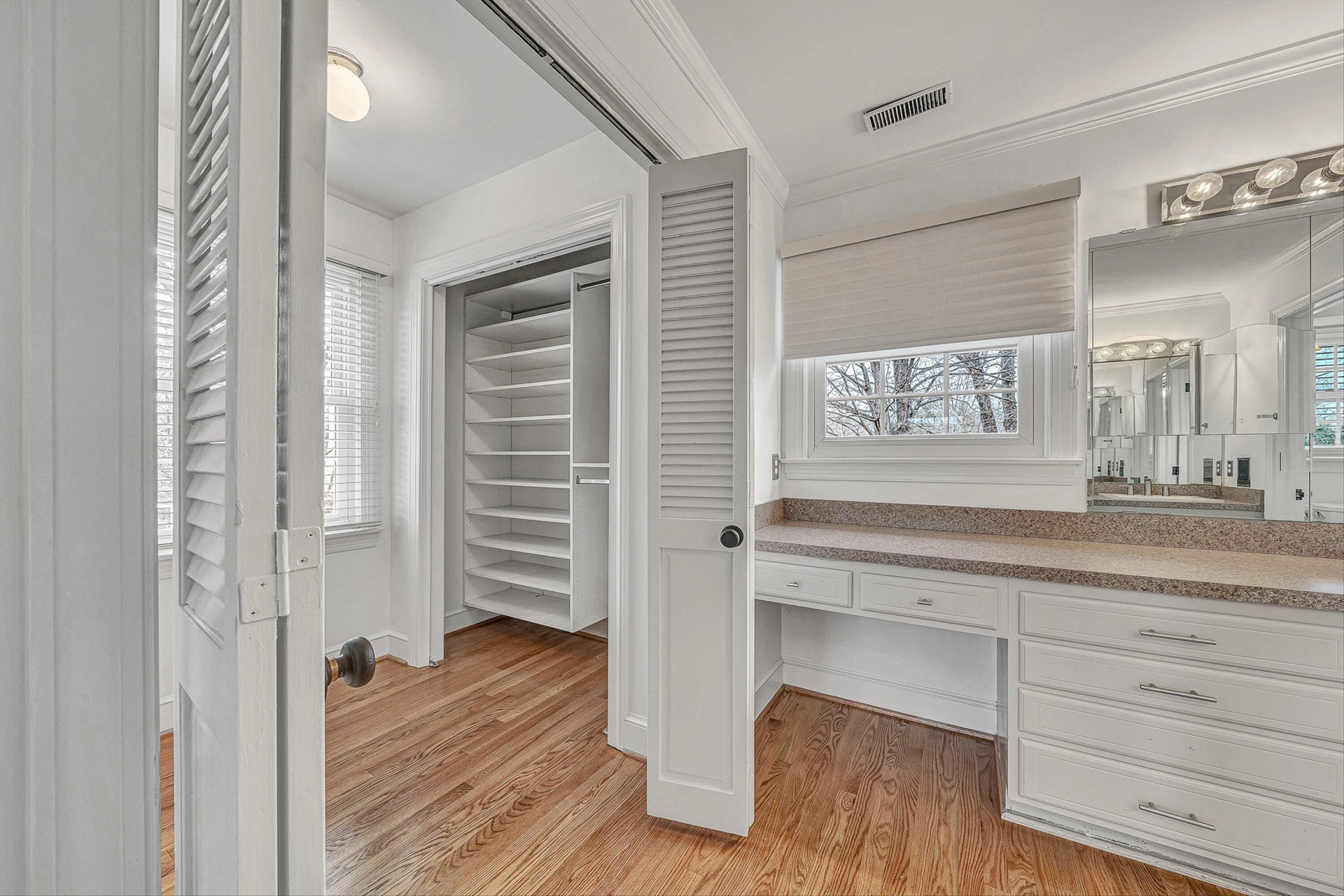 3725 Dogwood LN SW - Photo 57
