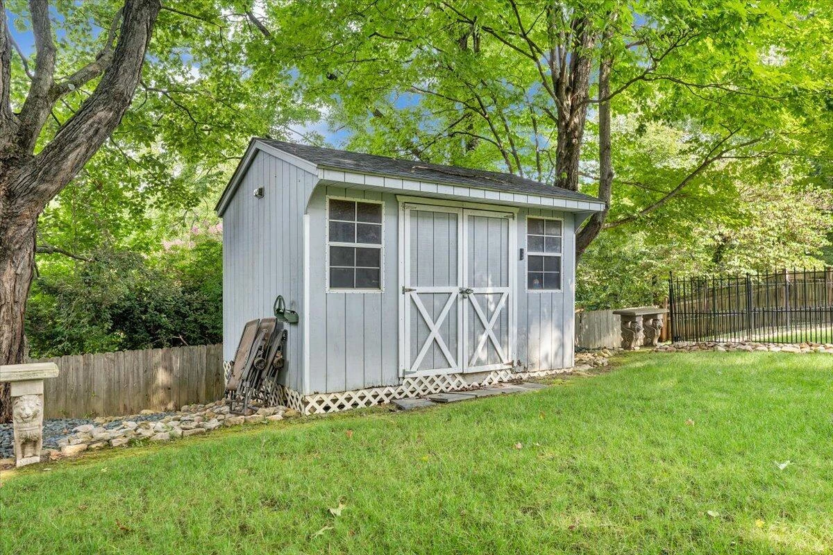 3725 Dogwood LN SW - Photo 77