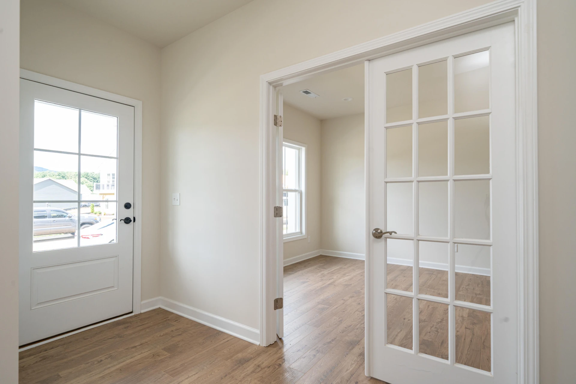 104 Colony AVE - Photo 3