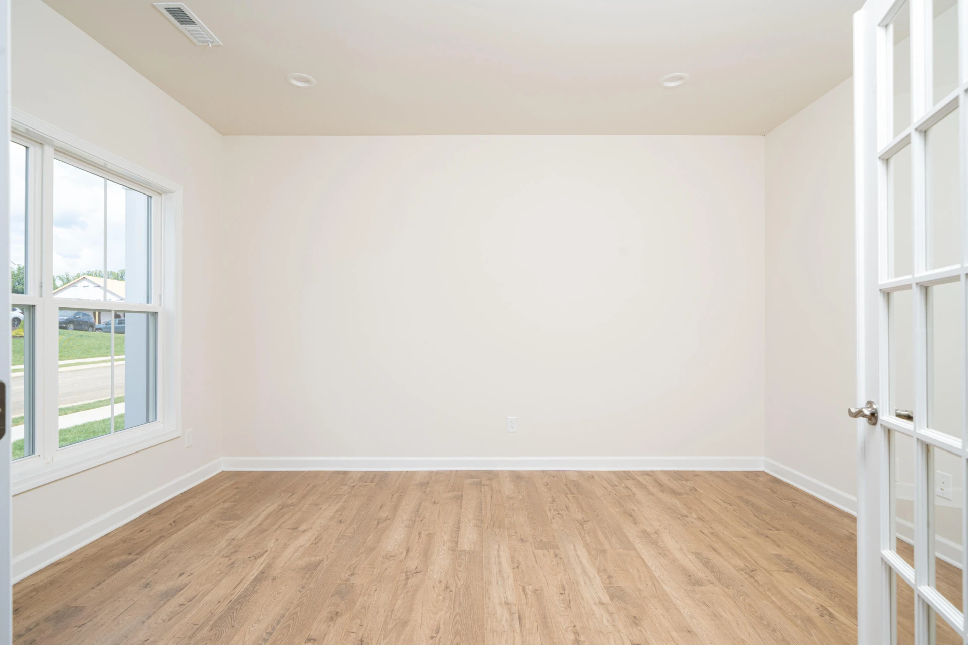 104 Colony AVE - Photo 4