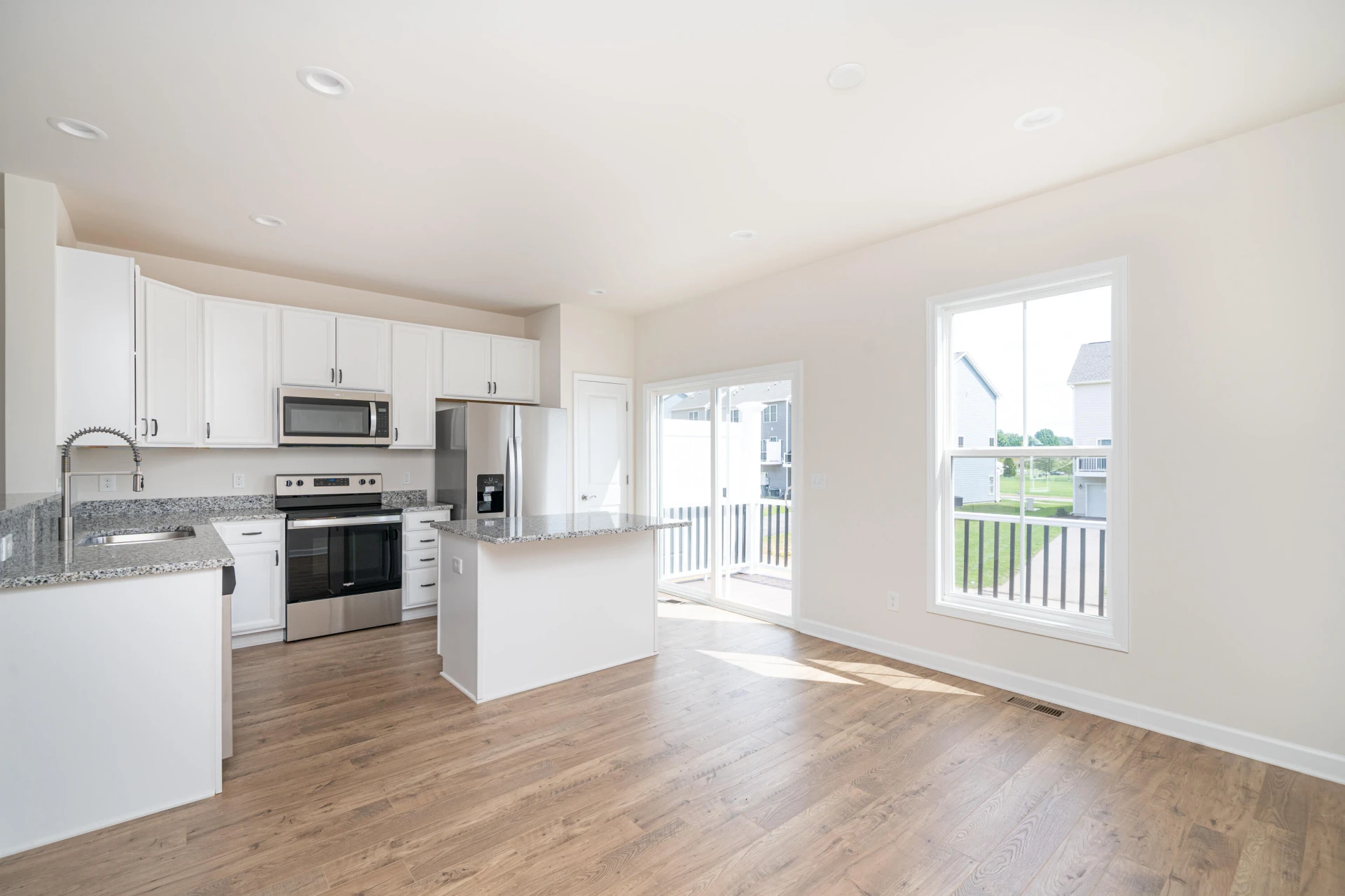 104 Colony AVE - Photo 6