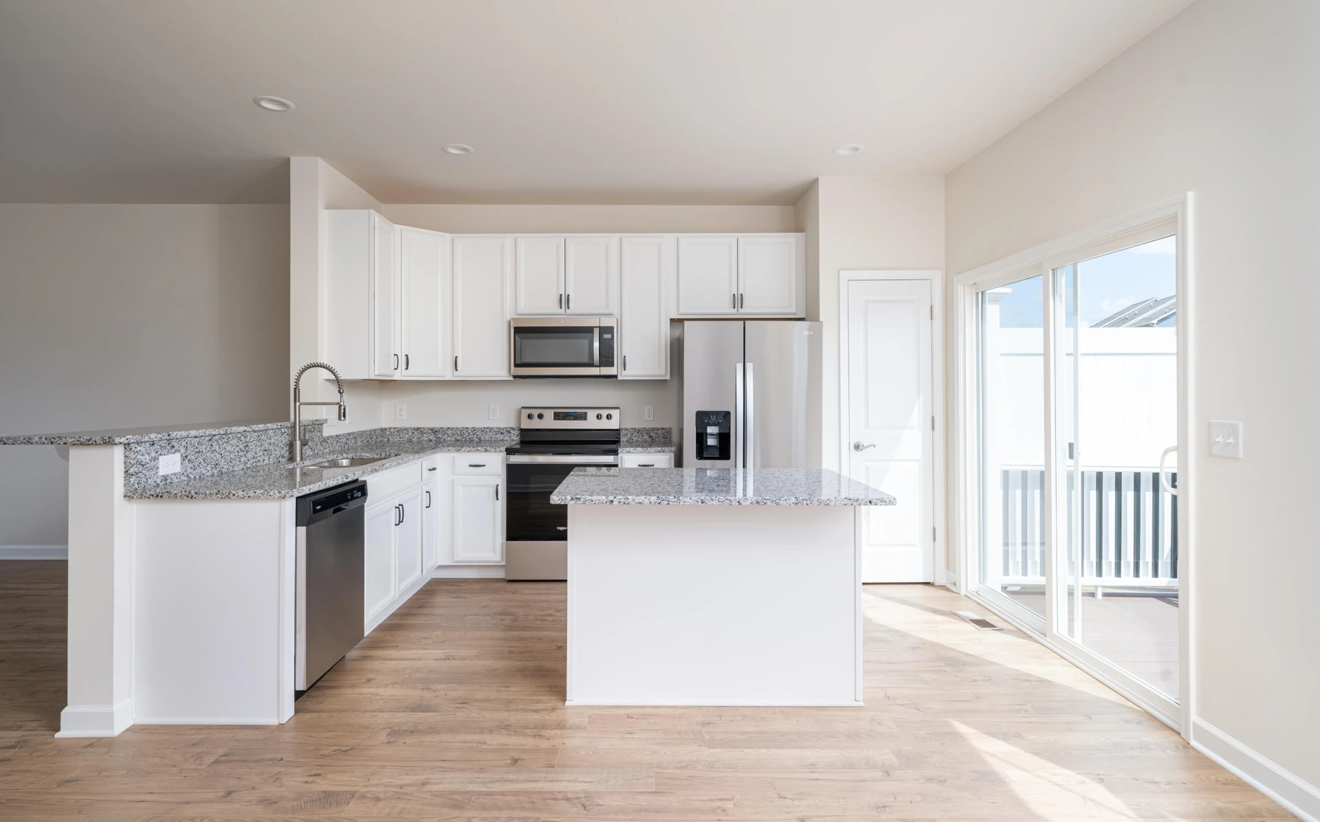 104 Colony AVE - Photo 7