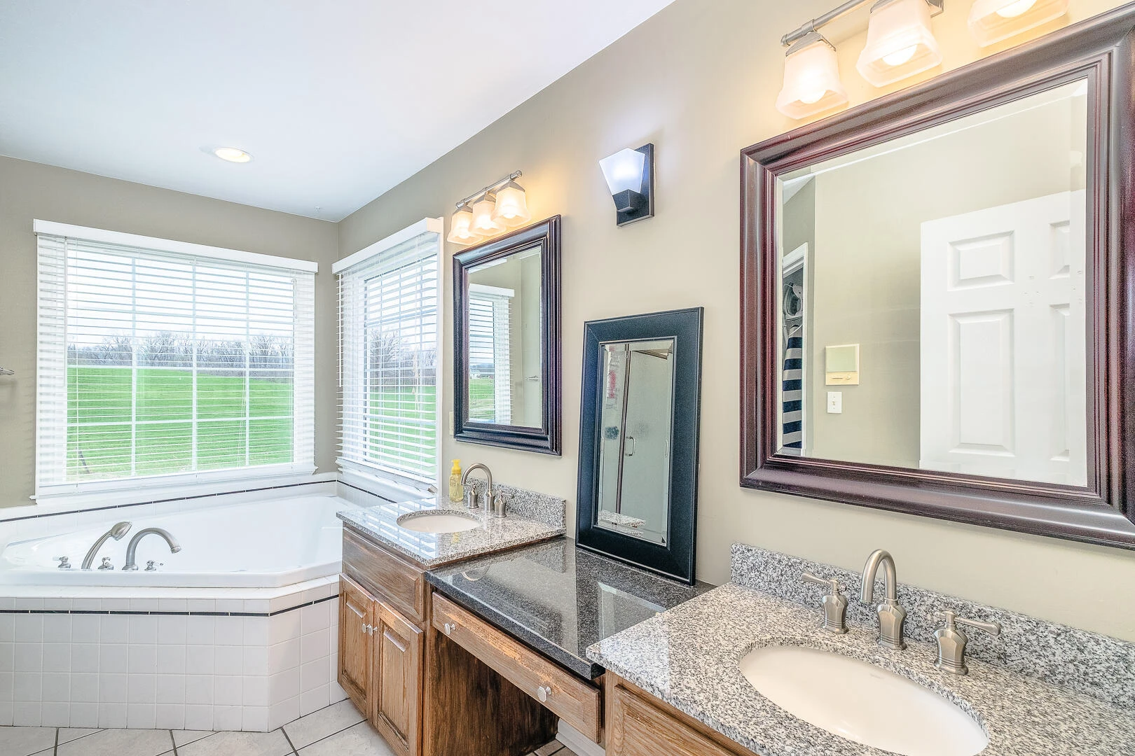 395 Sommersby LN - Photo 40