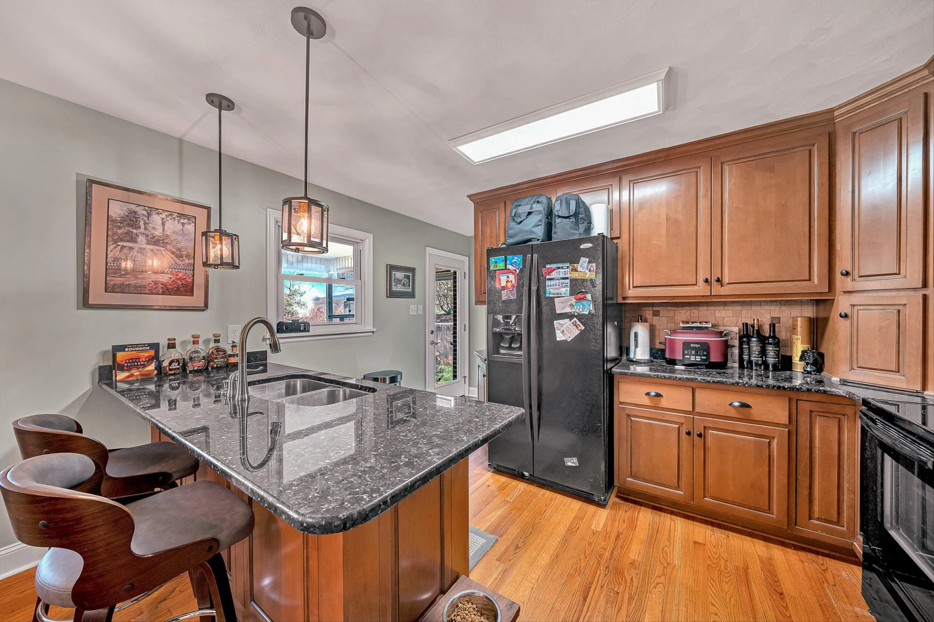 649 Boon ST - Photo 13