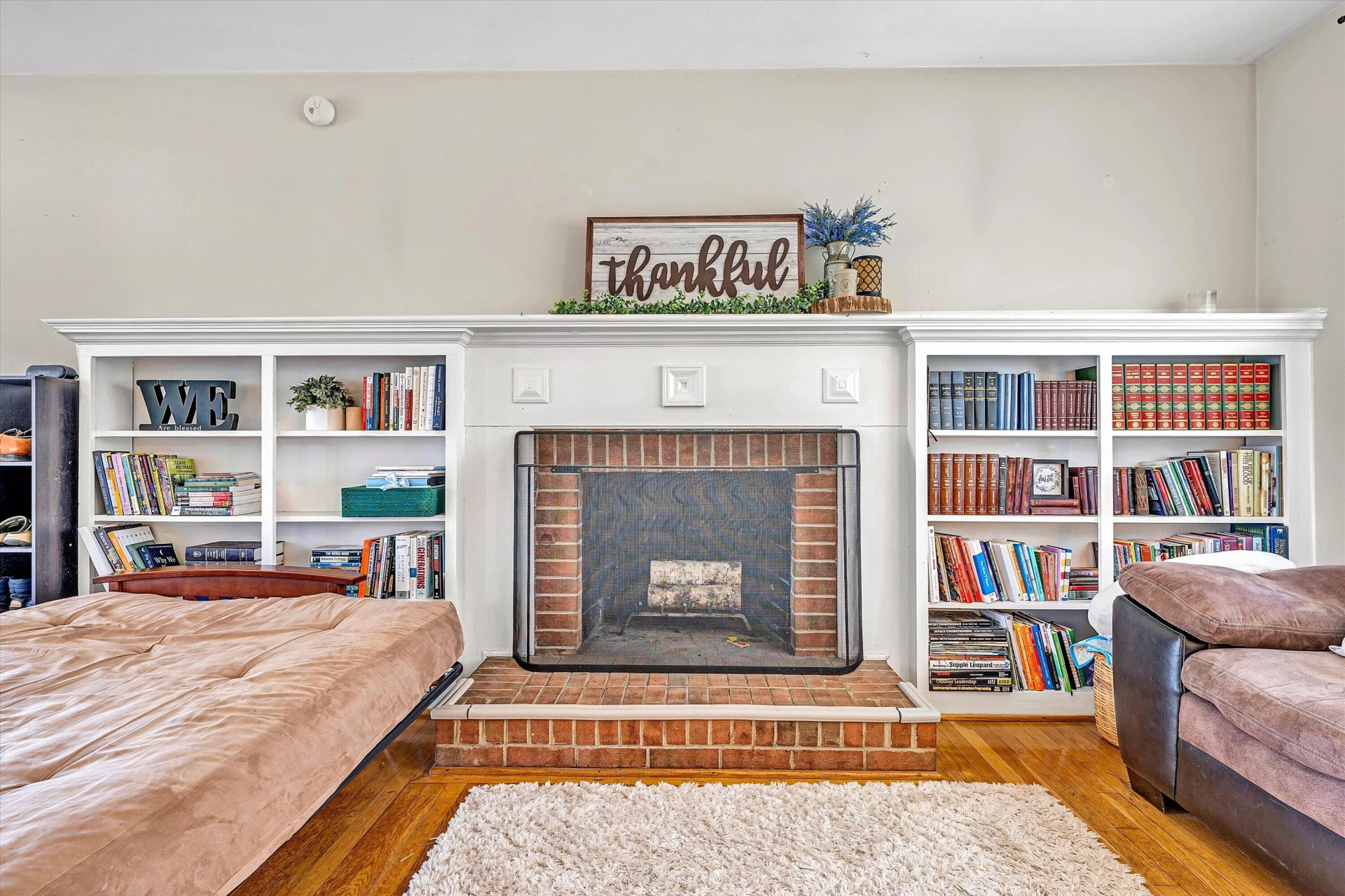 3321 Ledgewood AVE - Photo 9