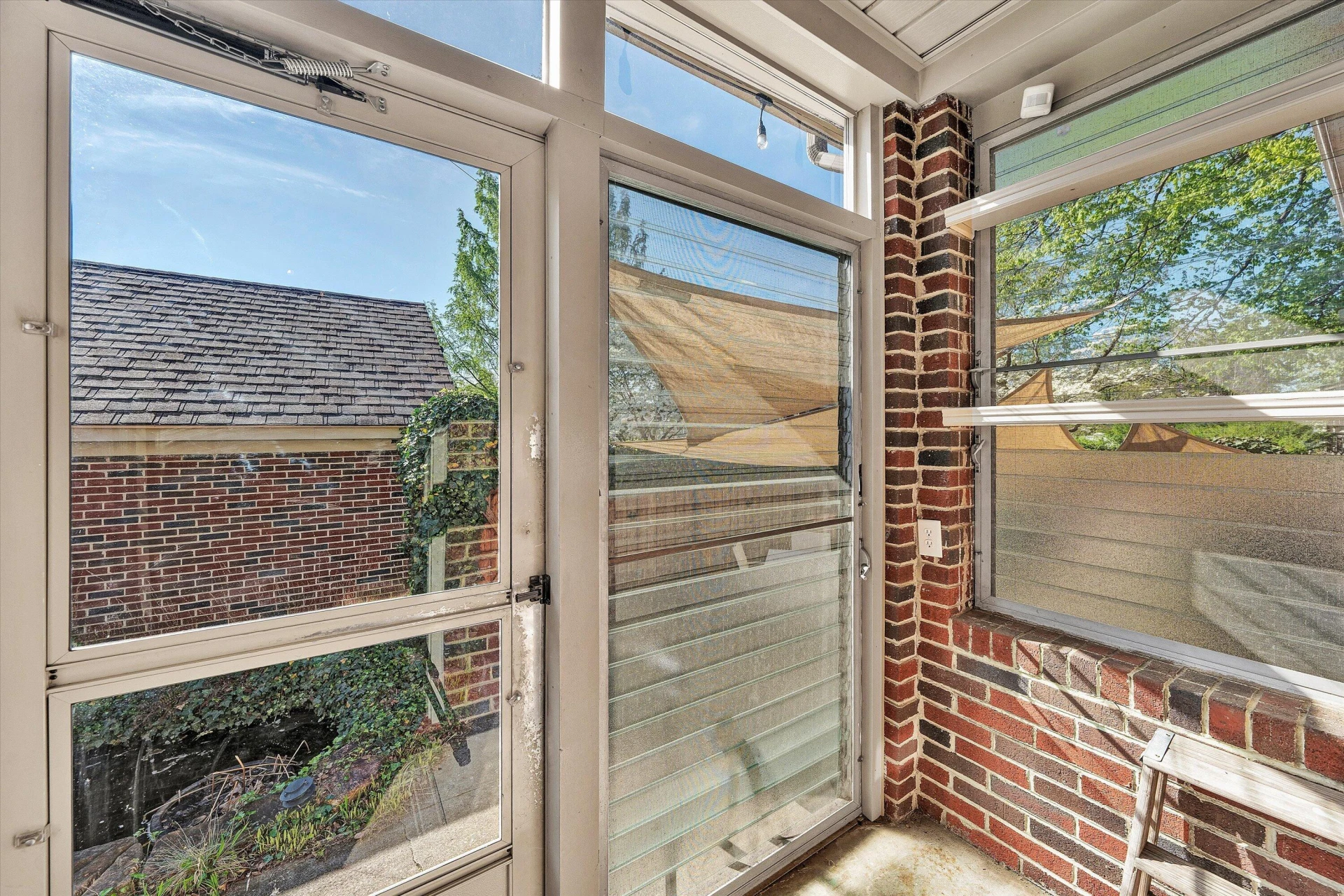 2903 Huntington BLVD NW - Photo 25
